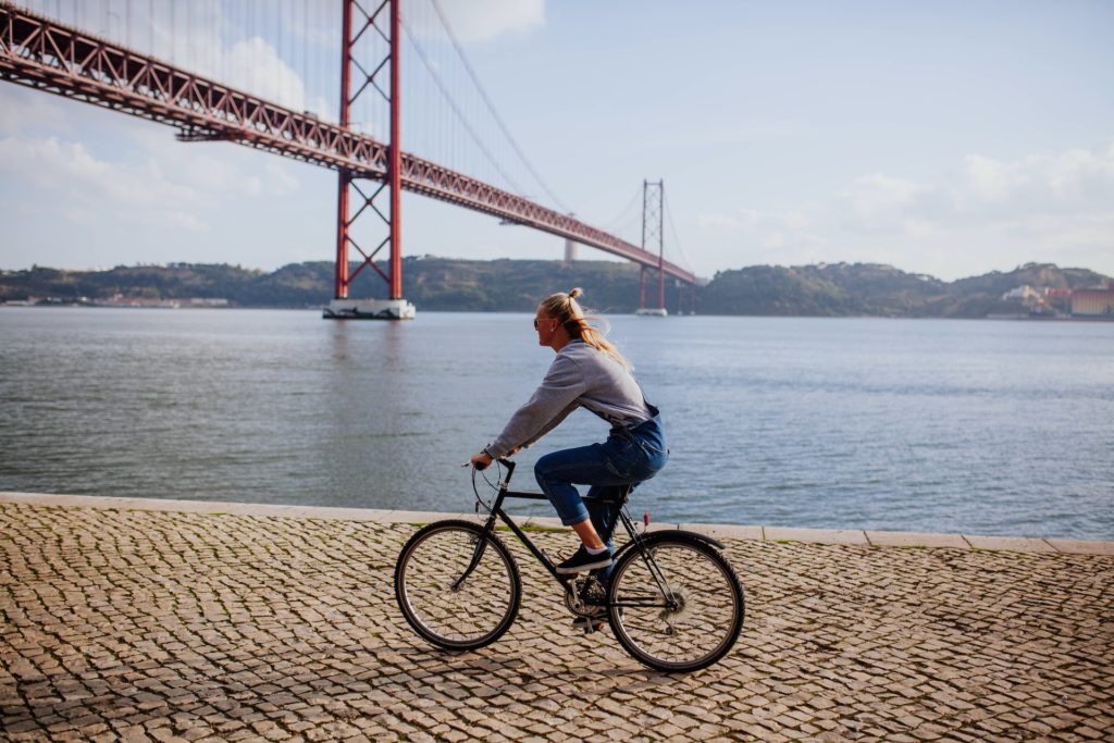 Faut-il choisir un vélo elliptique ou vaut-il mieux faire de l'elliptique ?