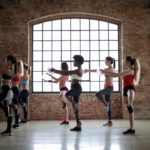 Muscler les triceps : triceps à la poulie ou triceps au poids du corps ?